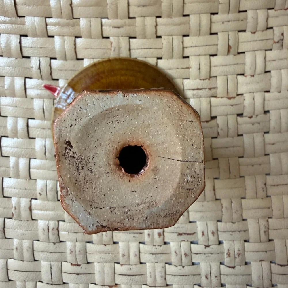 Handcrafted Pottery Ceramic Bird Bath with Red Bird Accent - Picture 7 of 7